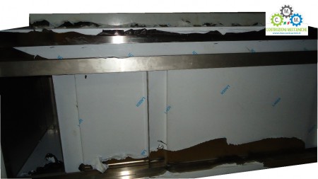 Tavolo Armadiato in Acciaio Inox